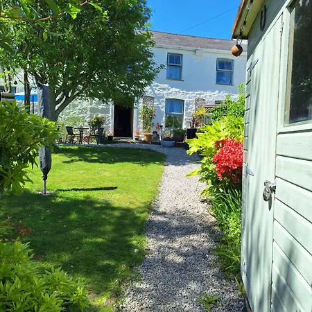 Redmoor Homestay Saint Day